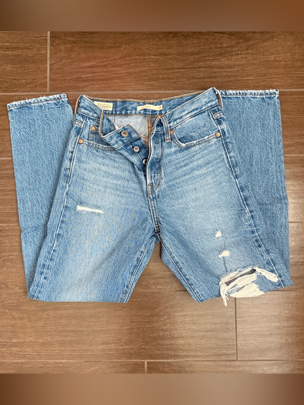 Levi’s Wedgie Jeans